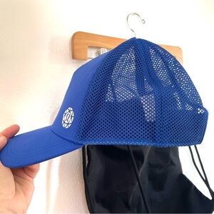 Lululemon special edition ball cap, adjustable size + drawstring backpack